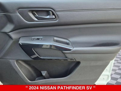 2024 Nissan Pathfinder SV