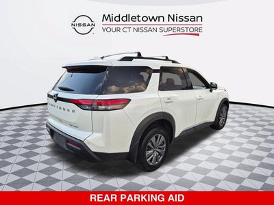 2024 Nissan Pathfinder SV