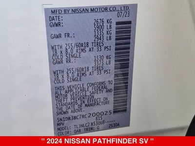 2024 Nissan Pathfinder SV