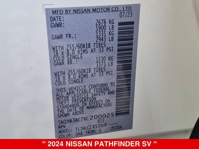 2024 Nissan Pathfinder SV
