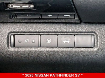 2025 Nissan Pathfinder SV