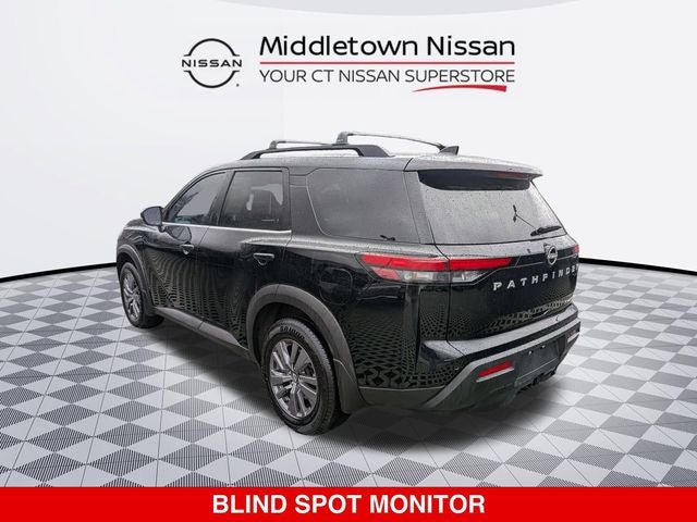 2022 Nissan Pathfinder SV 4WD