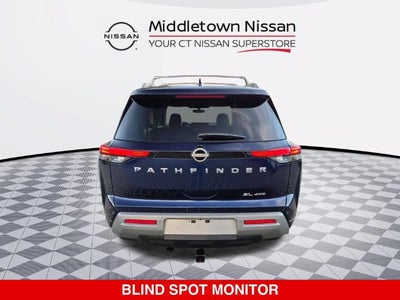2024 Nissan Pathfinder SL