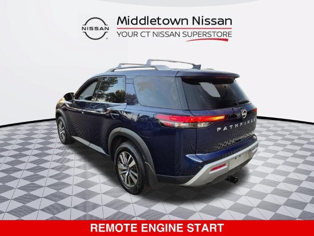 2024 Nissan Pathfinder SL