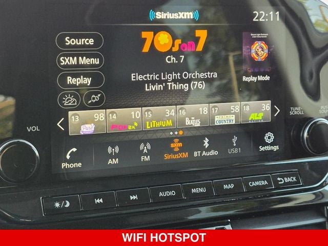 2024 Nissan Pathfinder SL