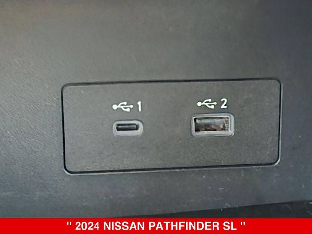 2024 Nissan Pathfinder SL