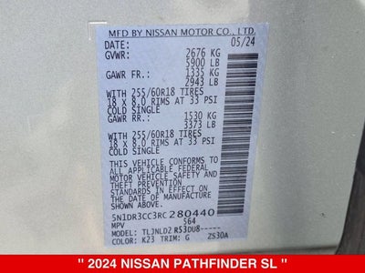2024 Nissan Pathfinder SL