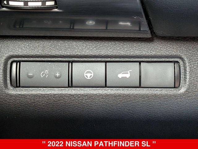 2022 Nissan Pathfinder SL