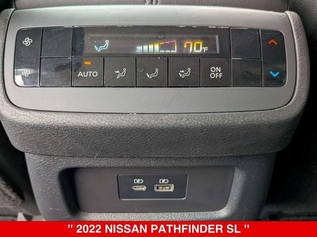 2022 Nissan Pathfinder SL