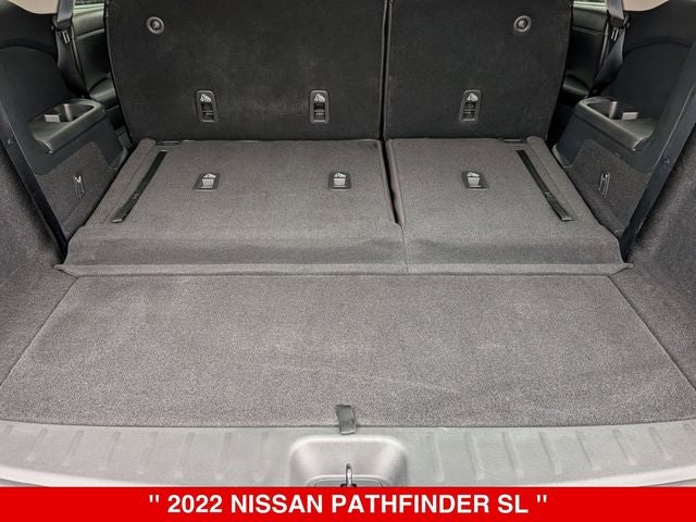 2022 Nissan Pathfinder SL