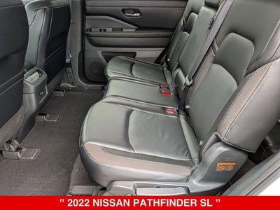 2022 Nissan Pathfinder SL