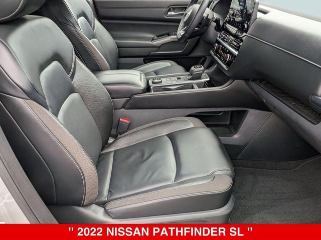 2022 Nissan Pathfinder SL