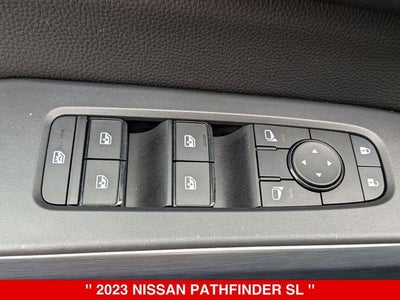 2023 Nissan Pathfinder SL