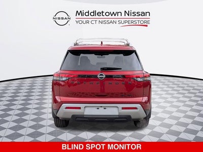 2023 Nissan Pathfinder SL