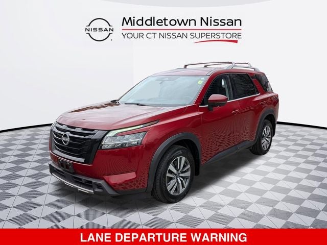 2023 Nissan Pathfinder SL