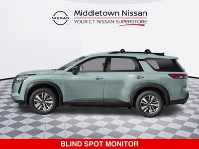 2026 Nissan Pathfinder SL