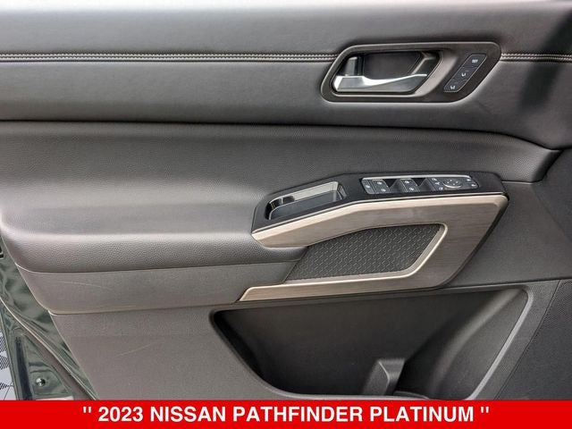 2023 Nissan Pathfinder Platinum