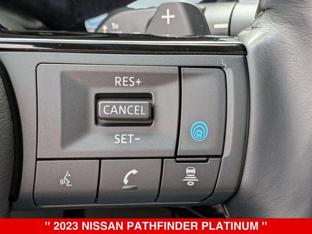 2023 Nissan Pathfinder Platinum