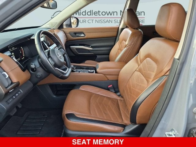 2022 Nissan Pathfinder Platinum