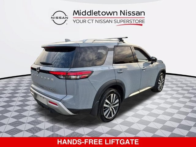 2022 Nissan Pathfinder Platinum