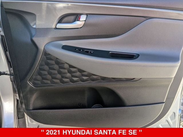 2021 Hyundai Santa Fe SE