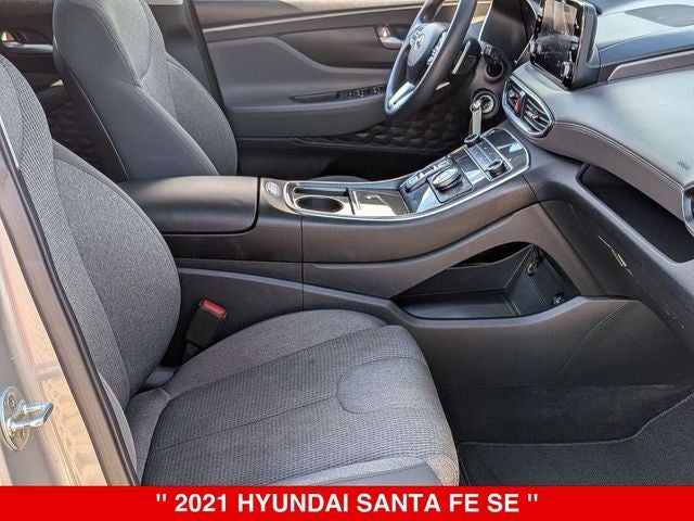 2021 Hyundai Santa Fe SE