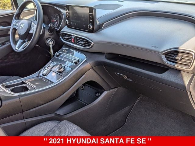 2021 Hyundai Santa Fe SE