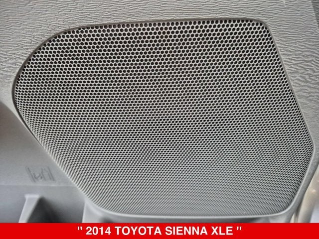 2014 Toyota Sienna XLE 8 Passenger
