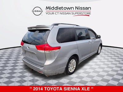 2014 Toyota Sienna XLE 8 Passenger