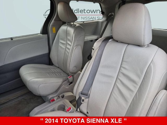 2014 Toyota Sienna XLE 8 Passenger