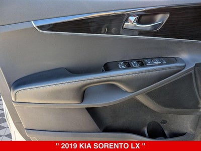 2019 Kia Sorento LX