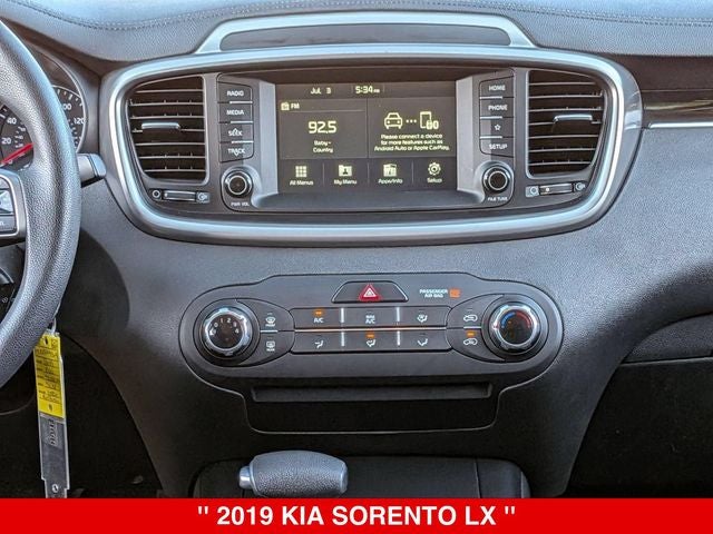 2019 Kia Sorento LX