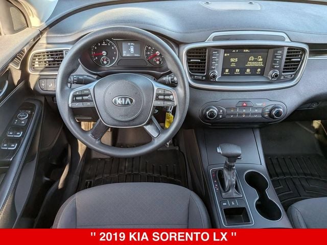 2019 Kia Sorento LX