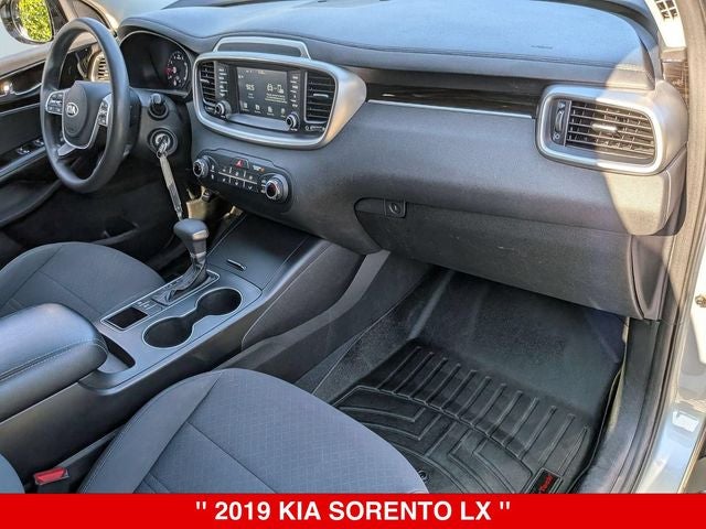 2019 Kia Sorento LX