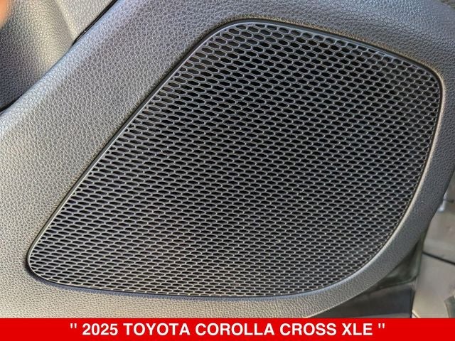2025 Toyota Corolla Cross XLE
