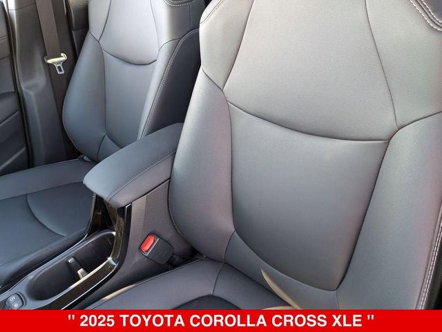 2025 Toyota Corolla Cross XLE