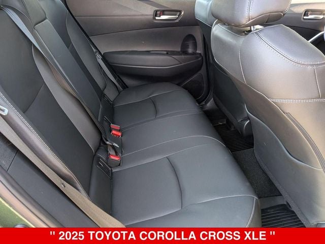 2025 Toyota Corolla Cross XLE