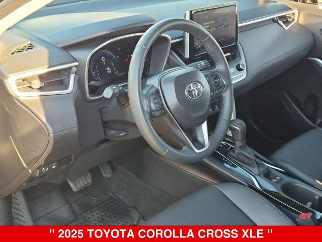2025 Toyota Corolla Cross XLE
