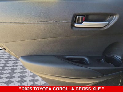 2025 Toyota Corolla Cross XLE