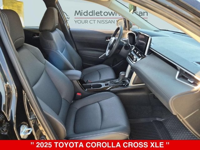 2025 Toyota Corolla Cross XLE
