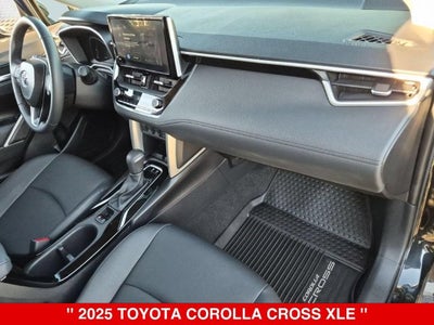 2025 Toyota Corolla Cross XLE