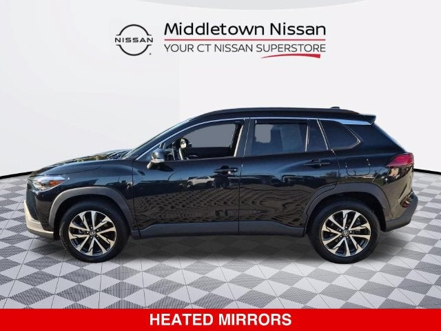 2025 Toyota Corolla Cross XLE