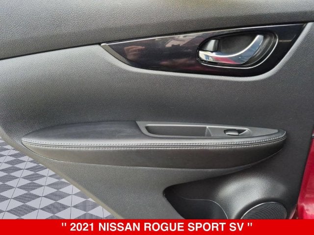 2021 Nissan Rogue Sport SV