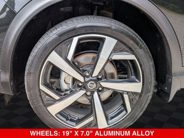 2022 Nissan Rogue Sport SL