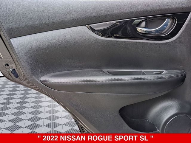 2022 Nissan Rogue Sport SL