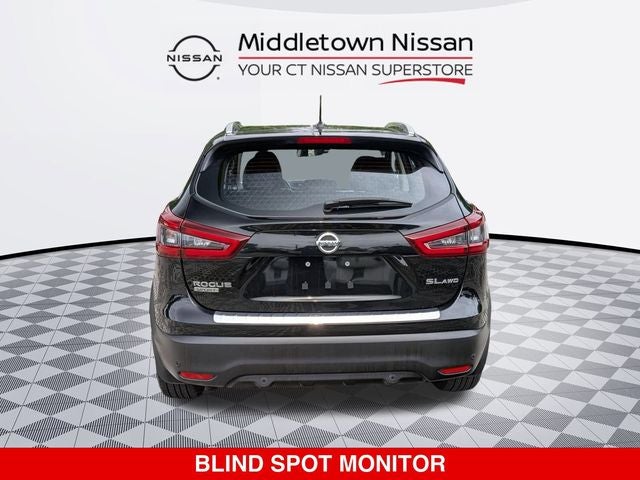 2022 Nissan Rogue Sport SL