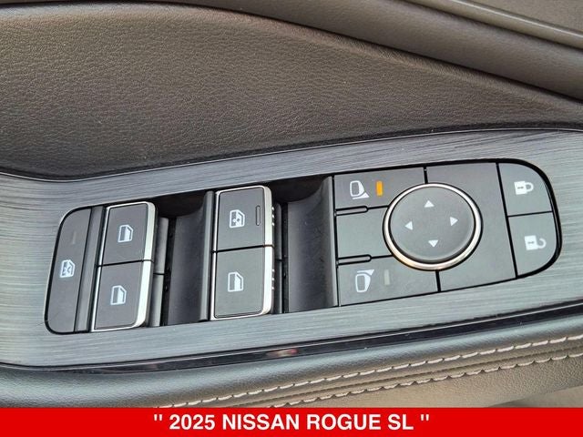 2025 Nissan Rogue SL