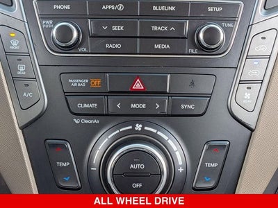 2017 Hyundai Santa Fe SE