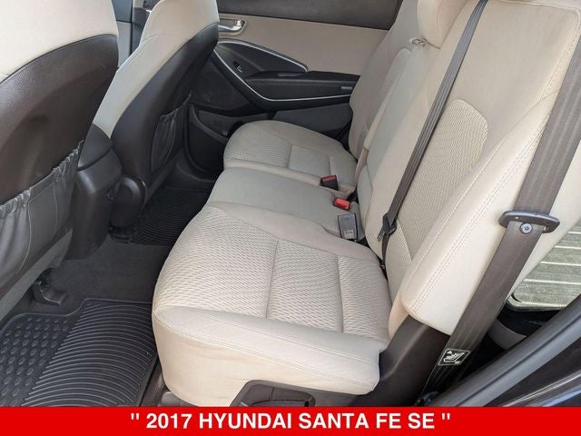 2017 Hyundai Santa Fe SE