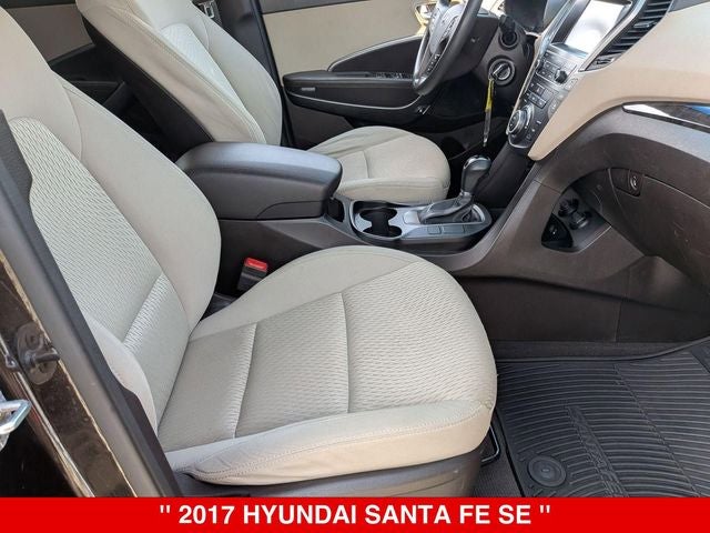 2017 Hyundai Santa Fe SE